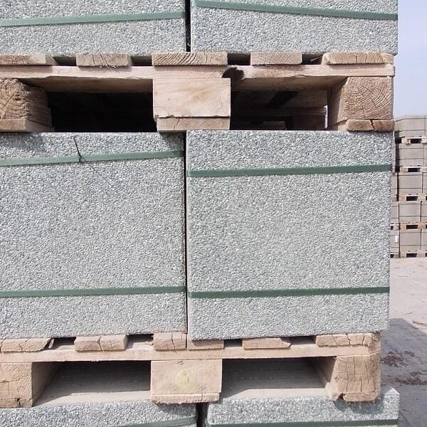 alpesi-zold-mosott-feluletu-kerti-lap-5-cm_161-0 Betonlap mosott