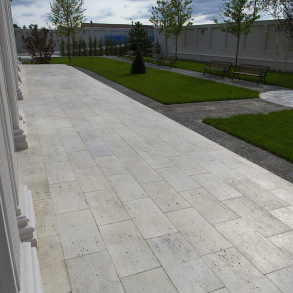 Traverstone