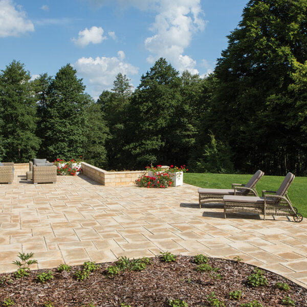Bradstone Travero lapok