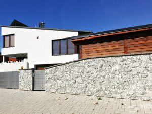 TRAVERTINE WEATHERED