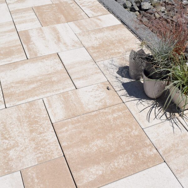 citystonedesign_terko_terasz-burkolat-ambia-kombi-linear-naturo_latte-scaled AMBIRE uni naturo